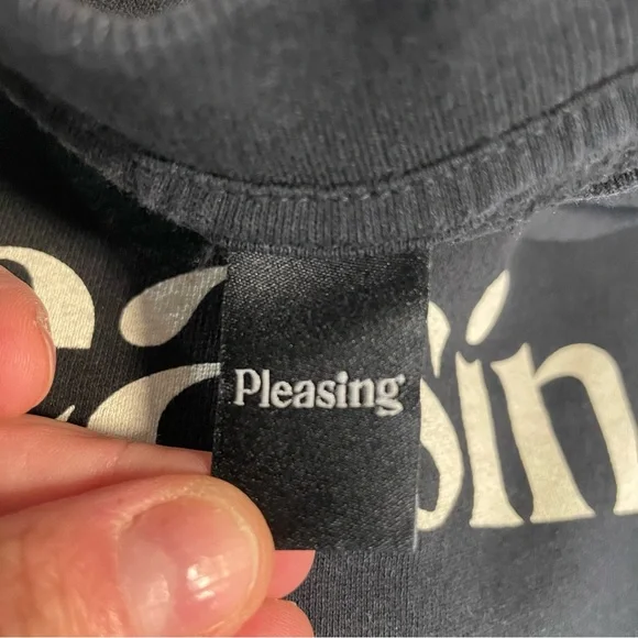 Pleasing Crewneck Medium Harry Styles Black Sweatshirt Casual - Picture 9 of 13